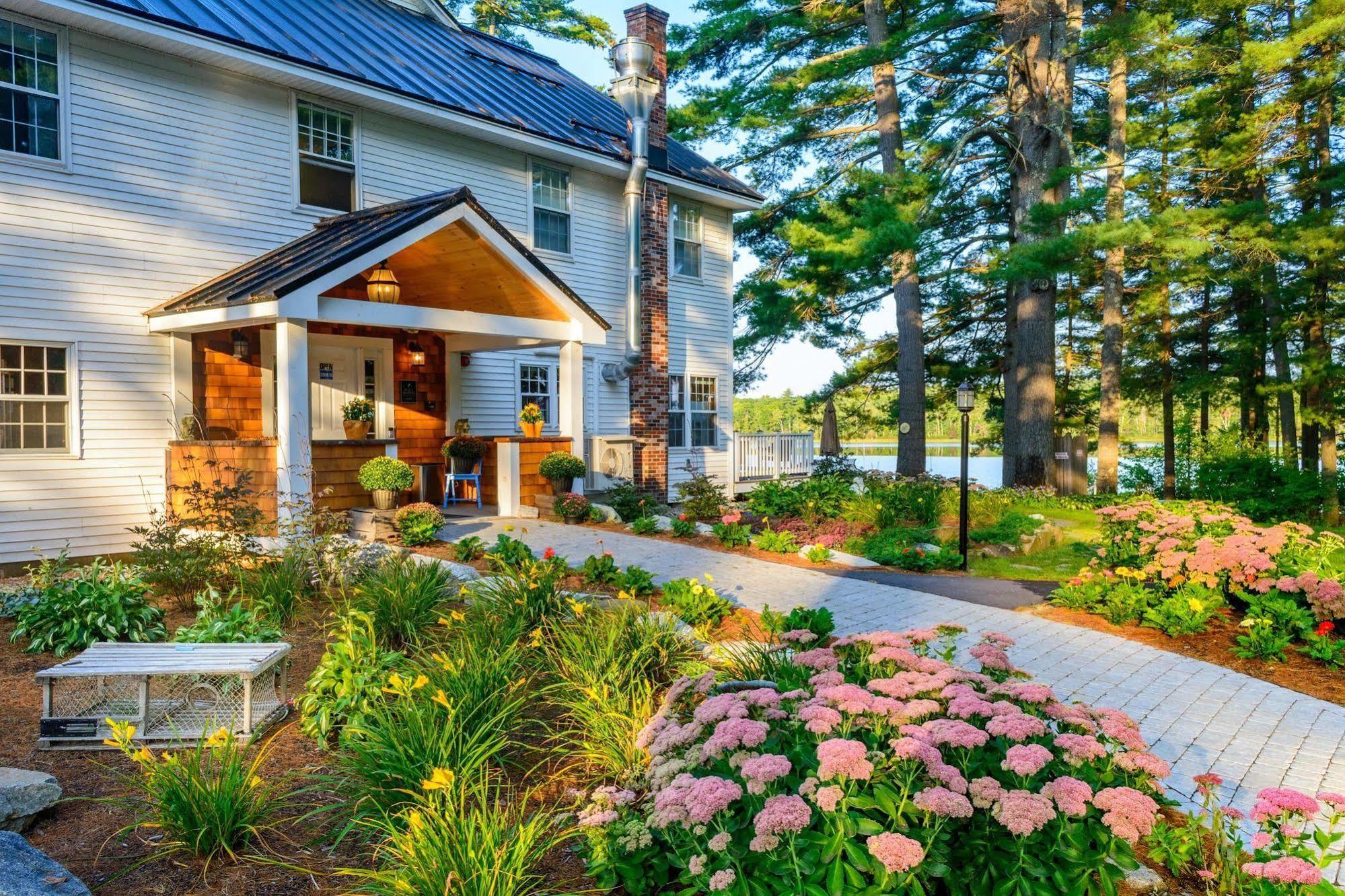 Wolf Cove Inn Poland Exteriör bild